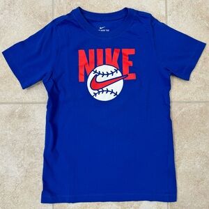 Nike Baseball Logo T-Shirt
Size: Youth Medium
Color: Blue/Red/White